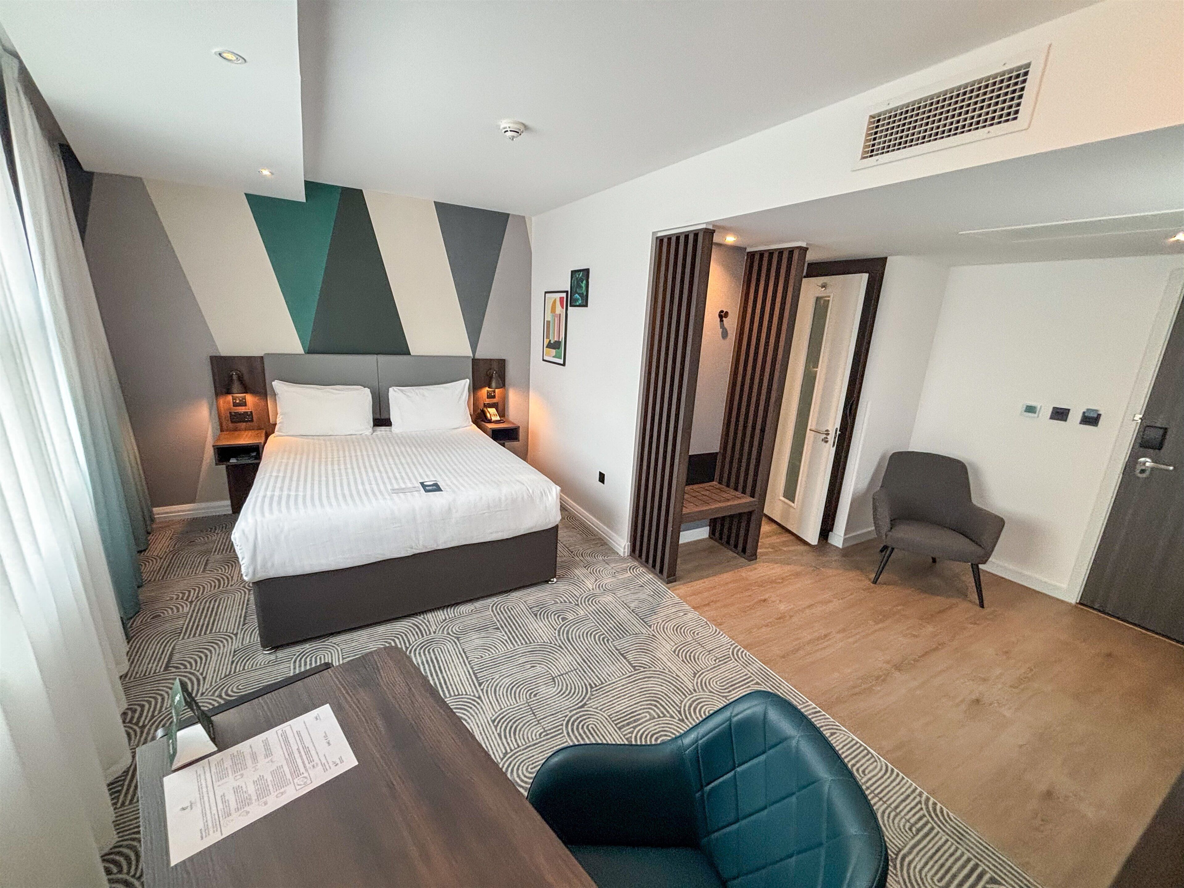 Photo - Holiday Inn London - Whitechapel by IHG
