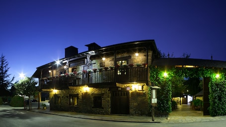 Fachada de la propiedad