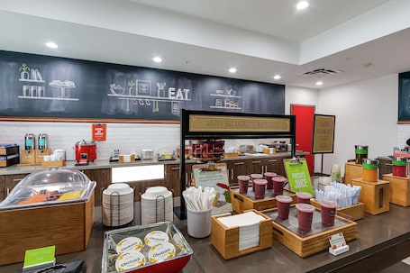 包含每日自助早餐