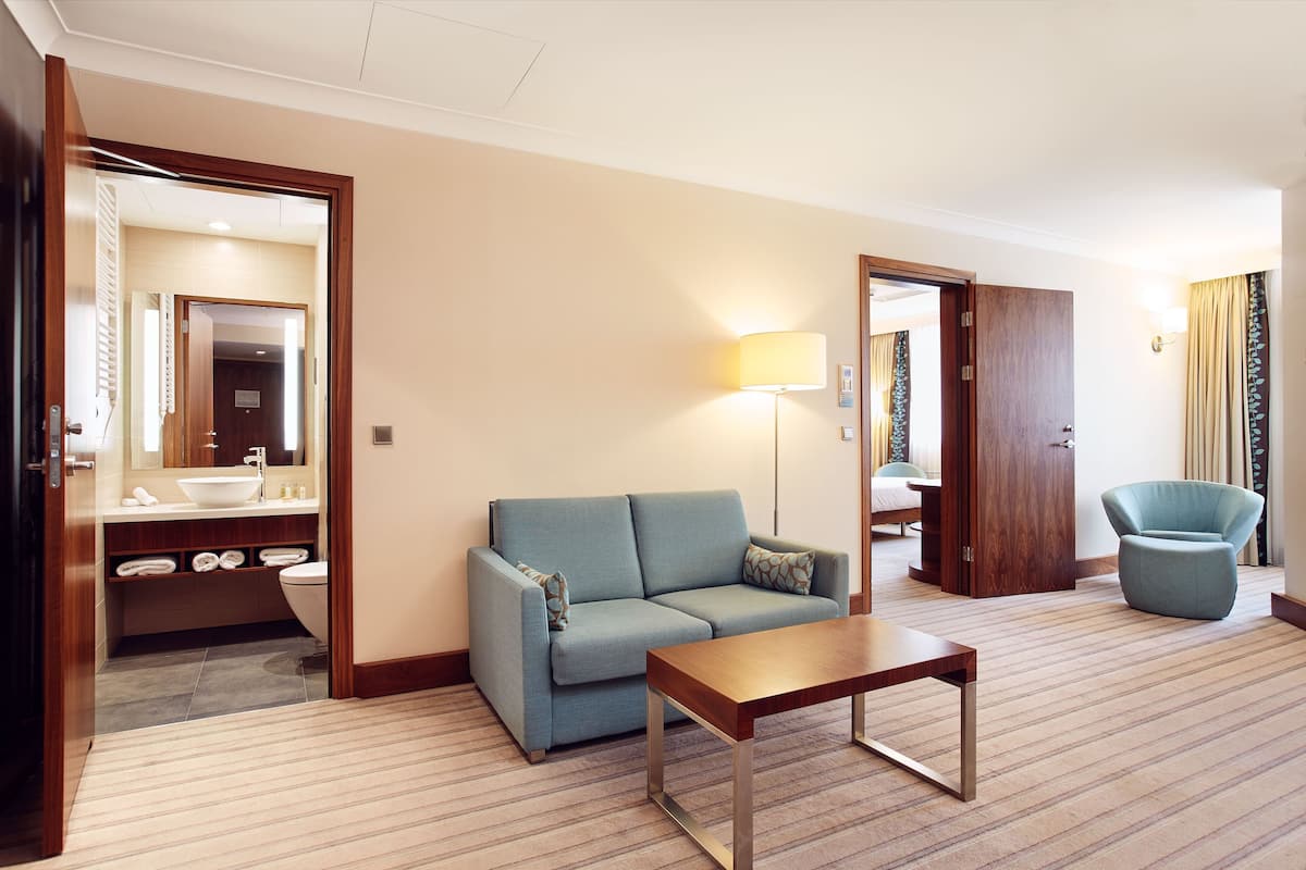 suite, 1 bedroom | premium bedding, select comfort beds, minibar, in-room safe