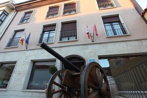 View from property - La Bodega Hotel (Ciudad Rodrigo)