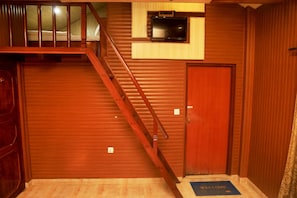 Deluxe Double Room, Garden View | Soundproofing, iron/ironing board, free WiFi, bed sheets - Chitwan Forest Resort (Sauraha)