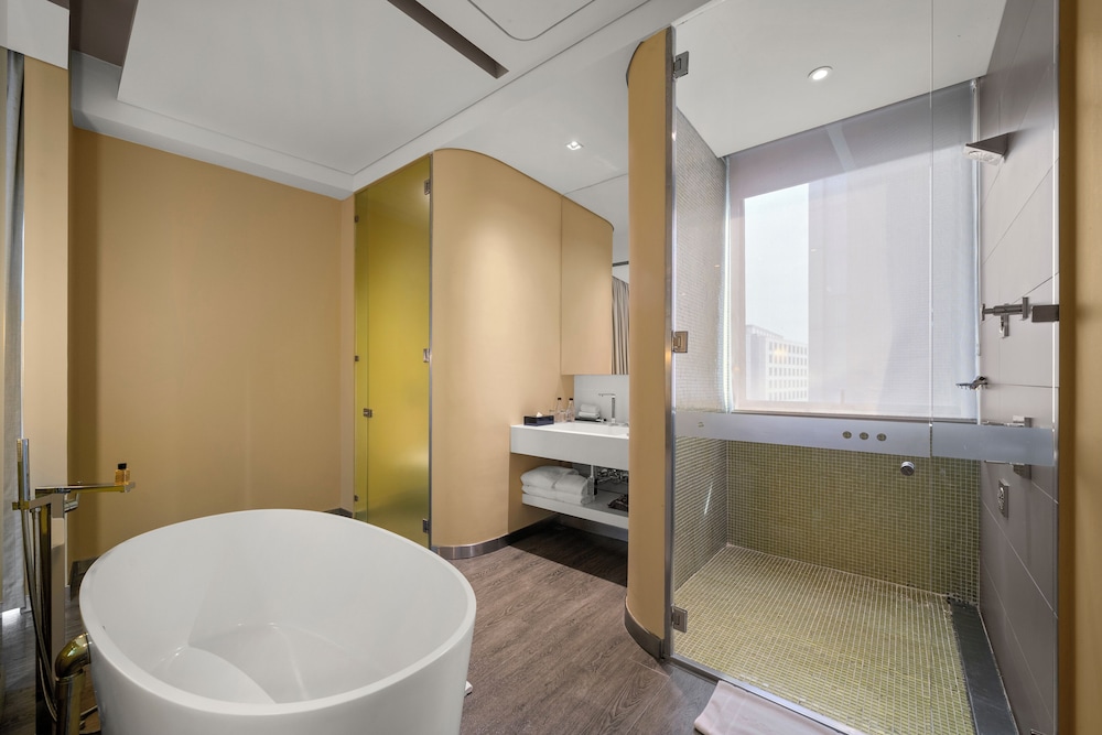 B.O.G. Hotel - 5 Estrellas de Lujo by null