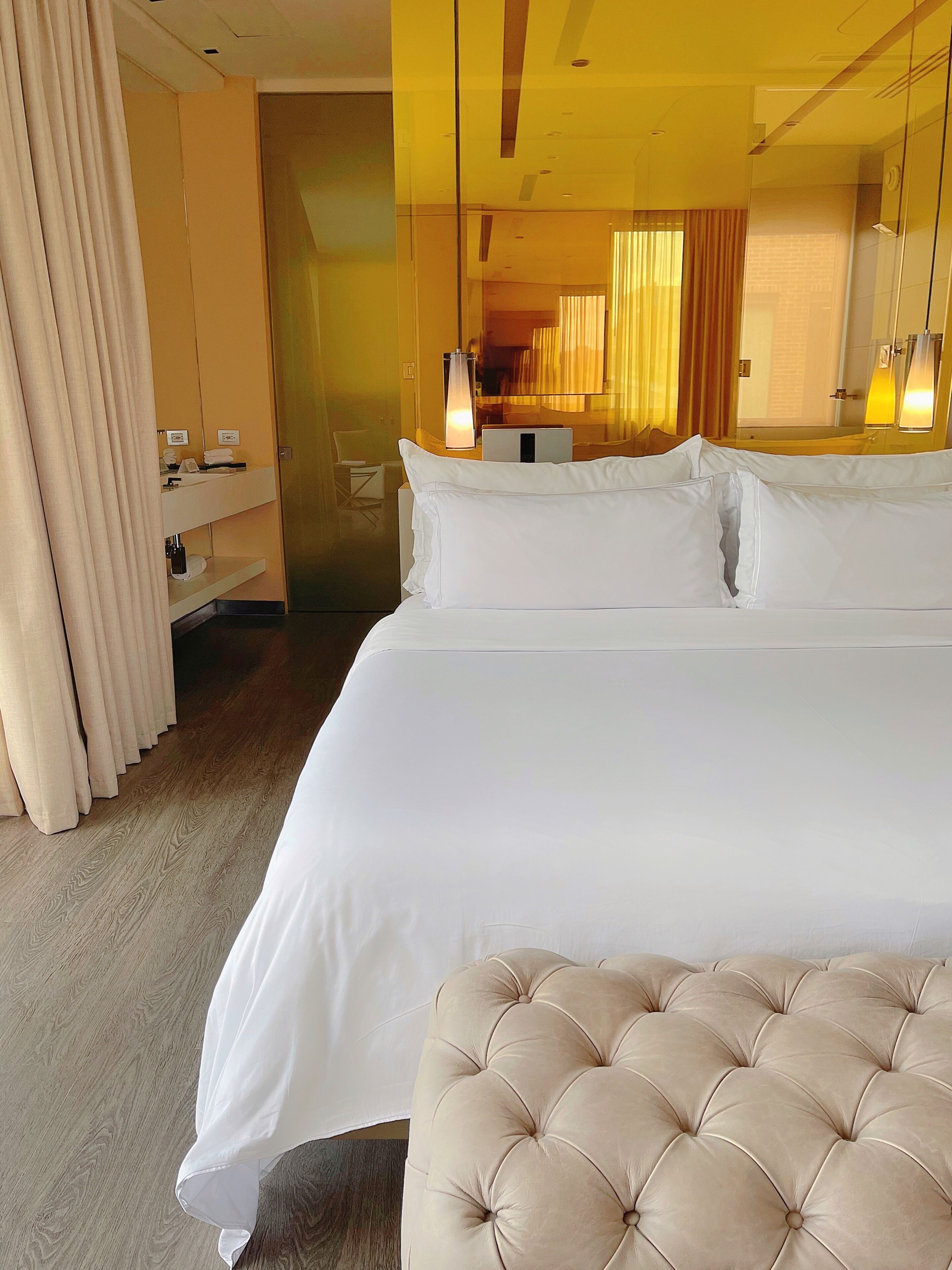 Hypo-allergenic bedding, minibar, in-room safe, desk