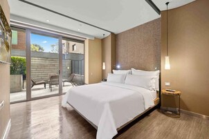 Premium-huone | Allergiatestatut vuodevaatteet, minibaari, tallelokero huoneessa