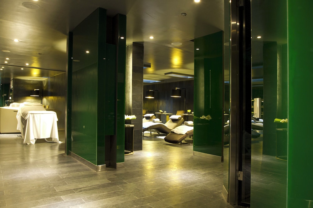 B.O.G. Hotel - 5 Estrellas de Lujo by null