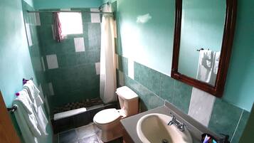 Shower dan handuk