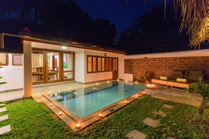 Room - Coconut Lagoon (Kottayam)