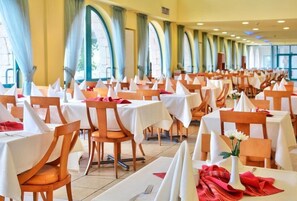 Banquet hall - Berlin Golden Beach Hotel (Golden Sands)