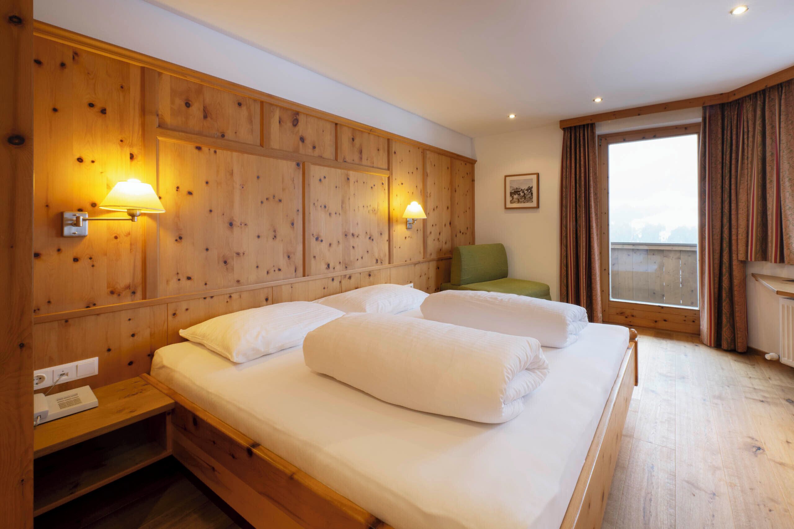Superior Double Room, Mountain View | In-room safe, desk, free WiFi, bed sheets