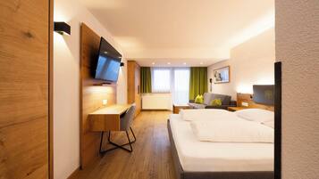 Superior Double Room, Balcony, Mountain View | In-room safe, desk, free WiFi, bed sheets