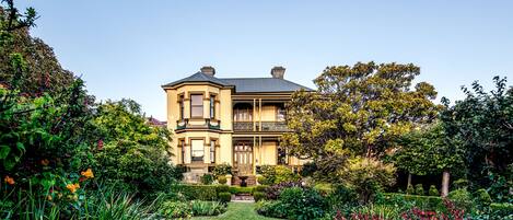 Façade de lâhĂ©bergement