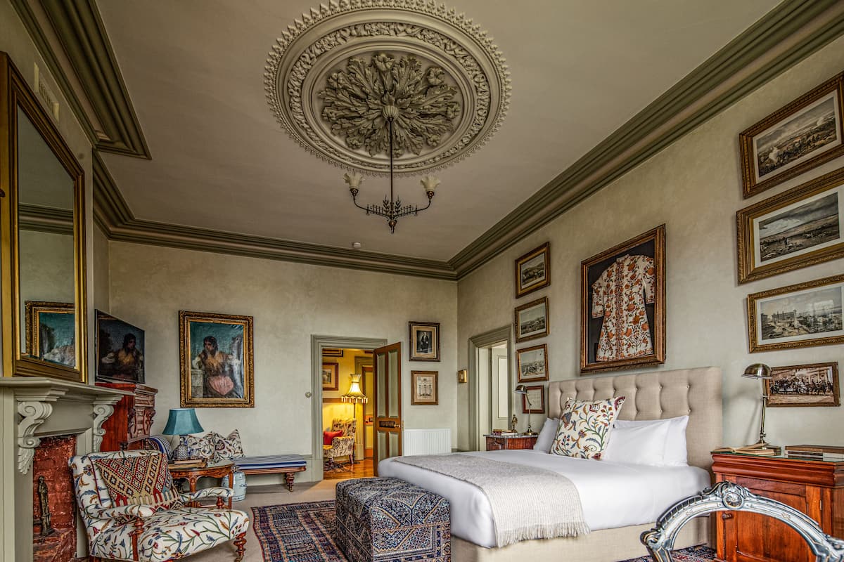 Habitación Premium, vistas al puerto | Ropa de cama de alta calidad y edredones de plumas
