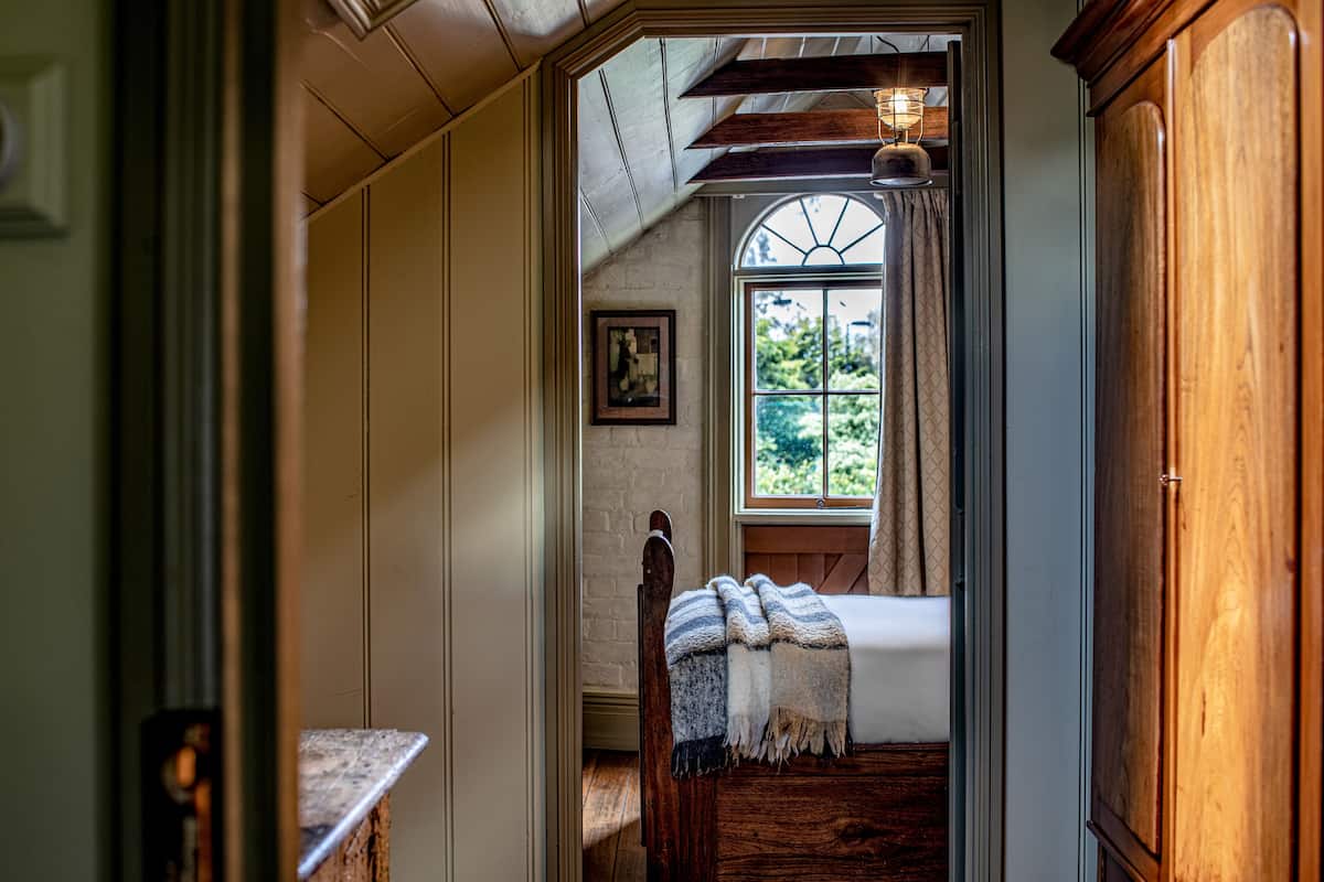 Casa de campo (For Three) | Ropa de cama de alta calidad y edredones de plumas