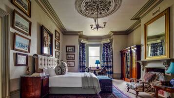 Alfred Crisp's Suite | Premium bedding, down comforters, pillowtop beds, minibar