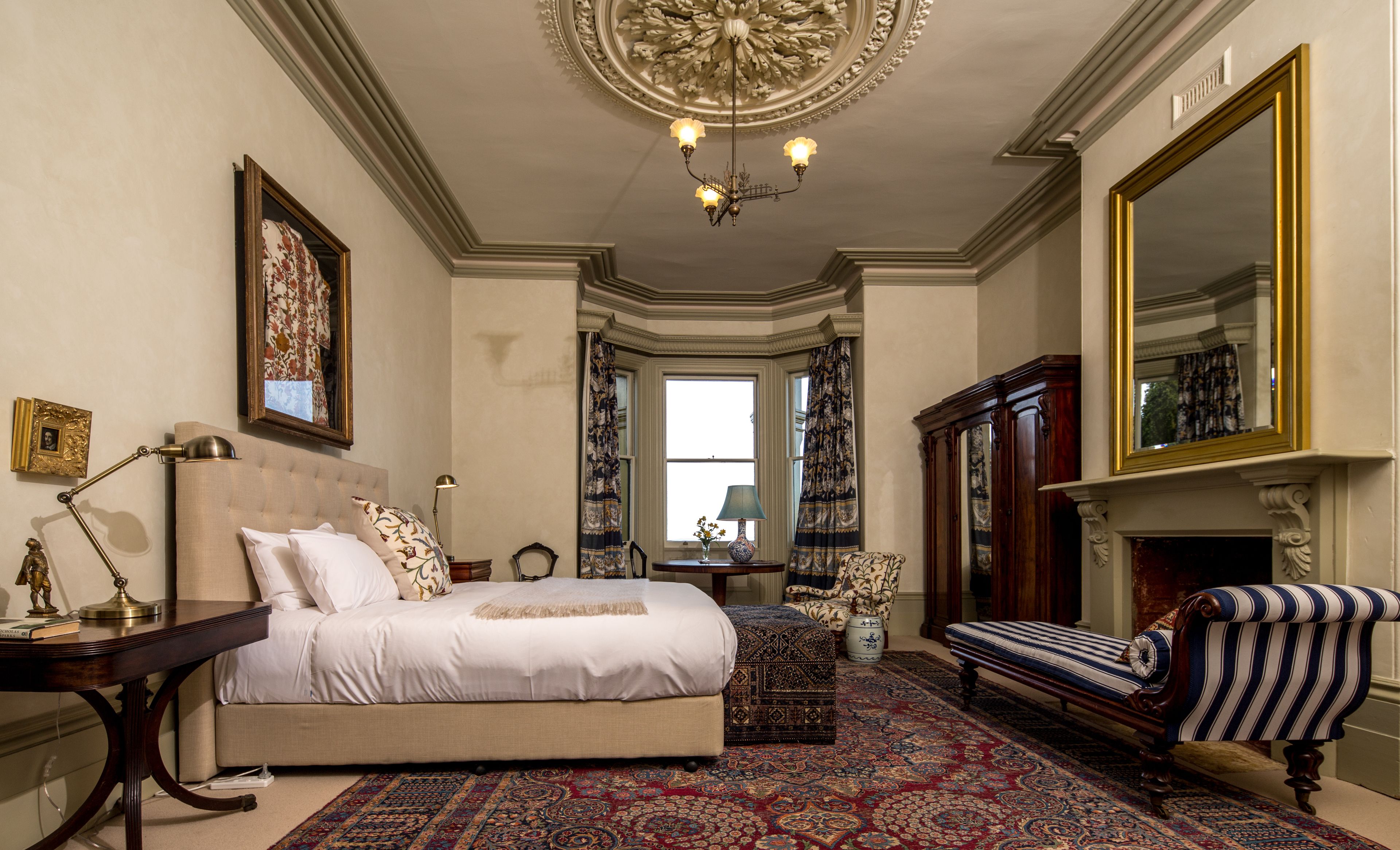 The Corinda Collection — image 7