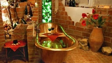 Sauna, hot tub, body treatments, body wraps, facials