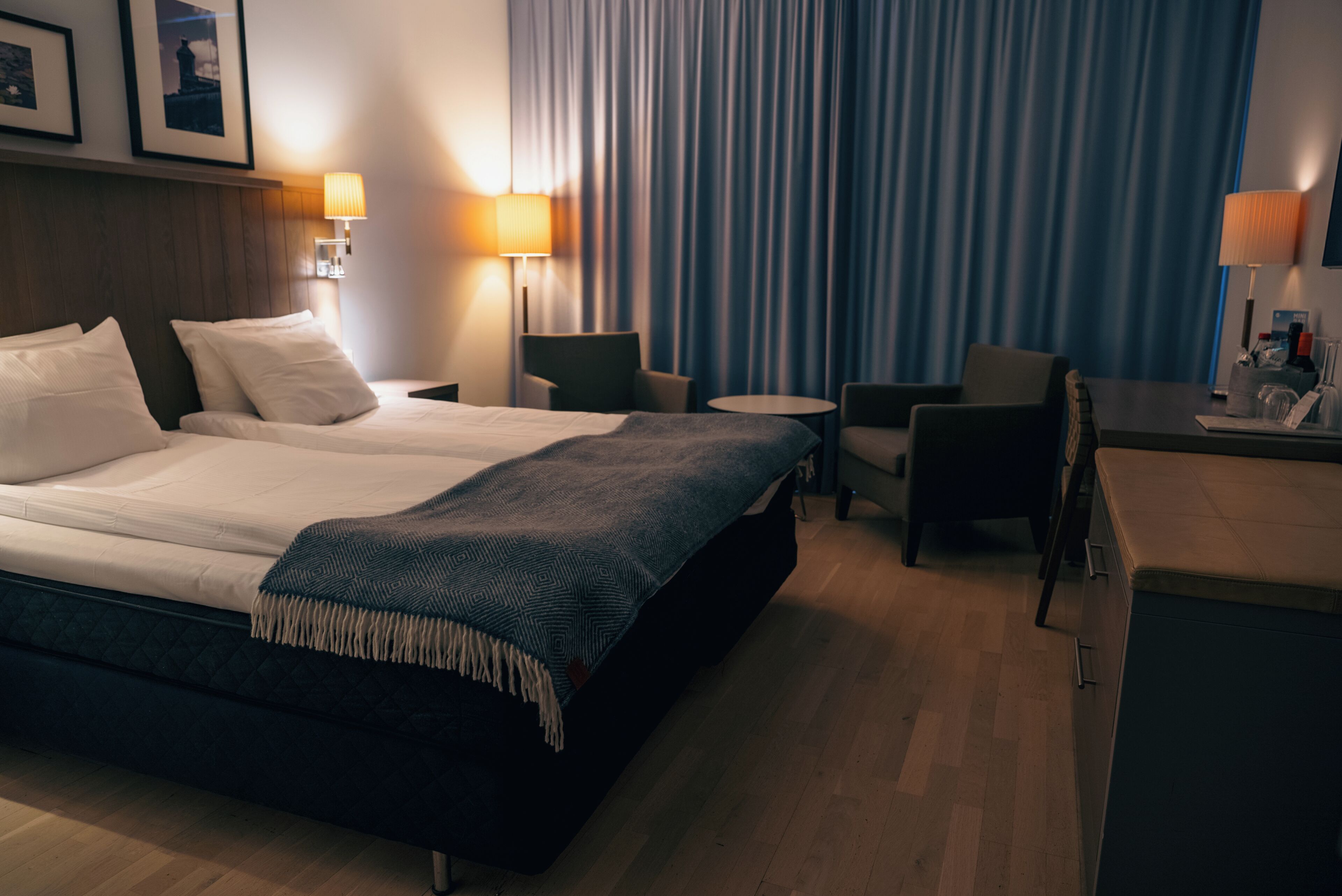 havsbris dubbelrum | in-room safe, iron/ironing board, free wifi, bed sheets