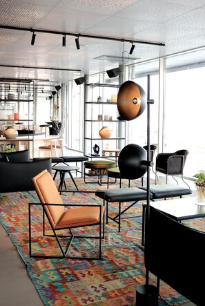 Bar (on property) - Marstrands Havshotell (Marstrand)