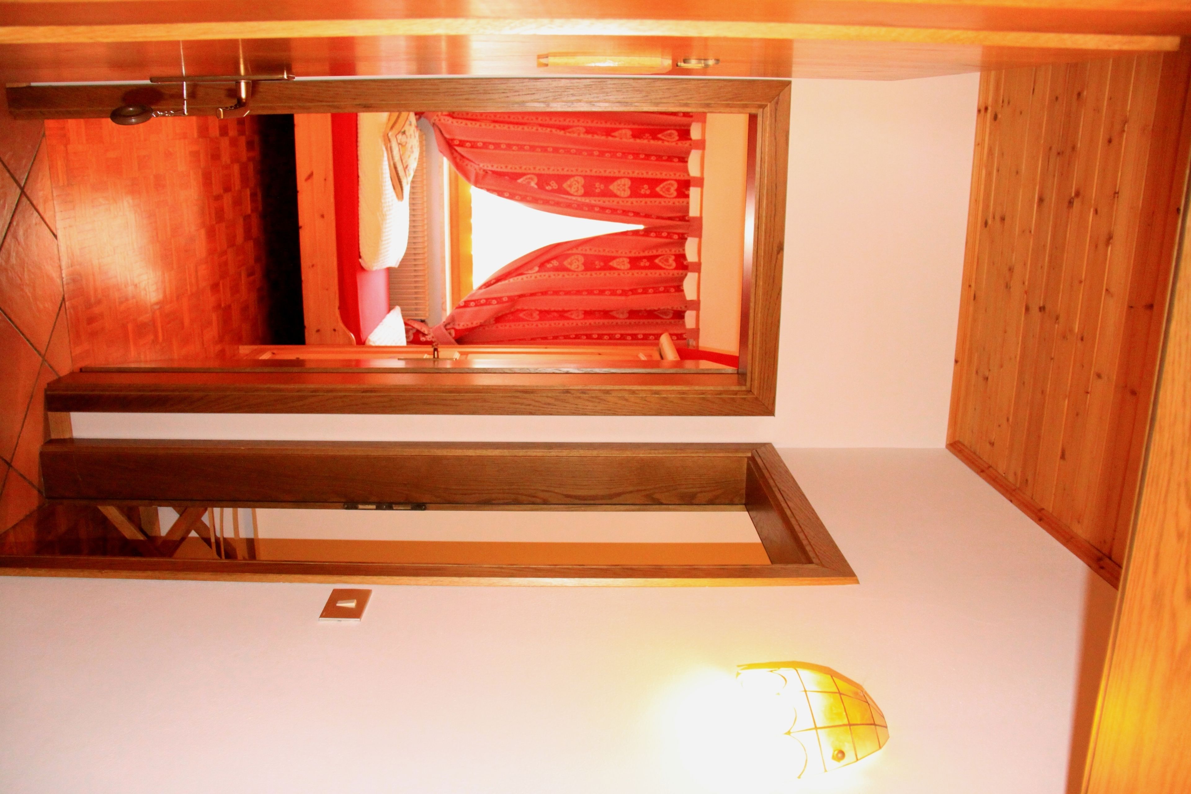 family room, 2 bedrooms, mobility accessible | view from room