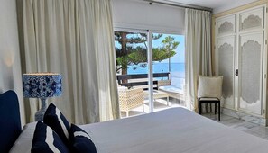 羽絨被、免費迷你吧物品、客房內保險箱、熨斗/熨衣板