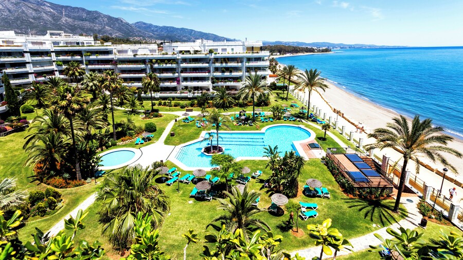 Coral Beach Aparthotel