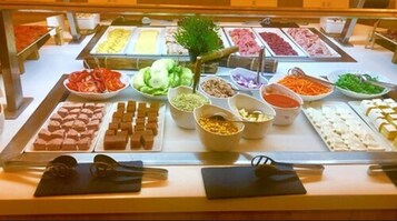 뷔페 아침 식사