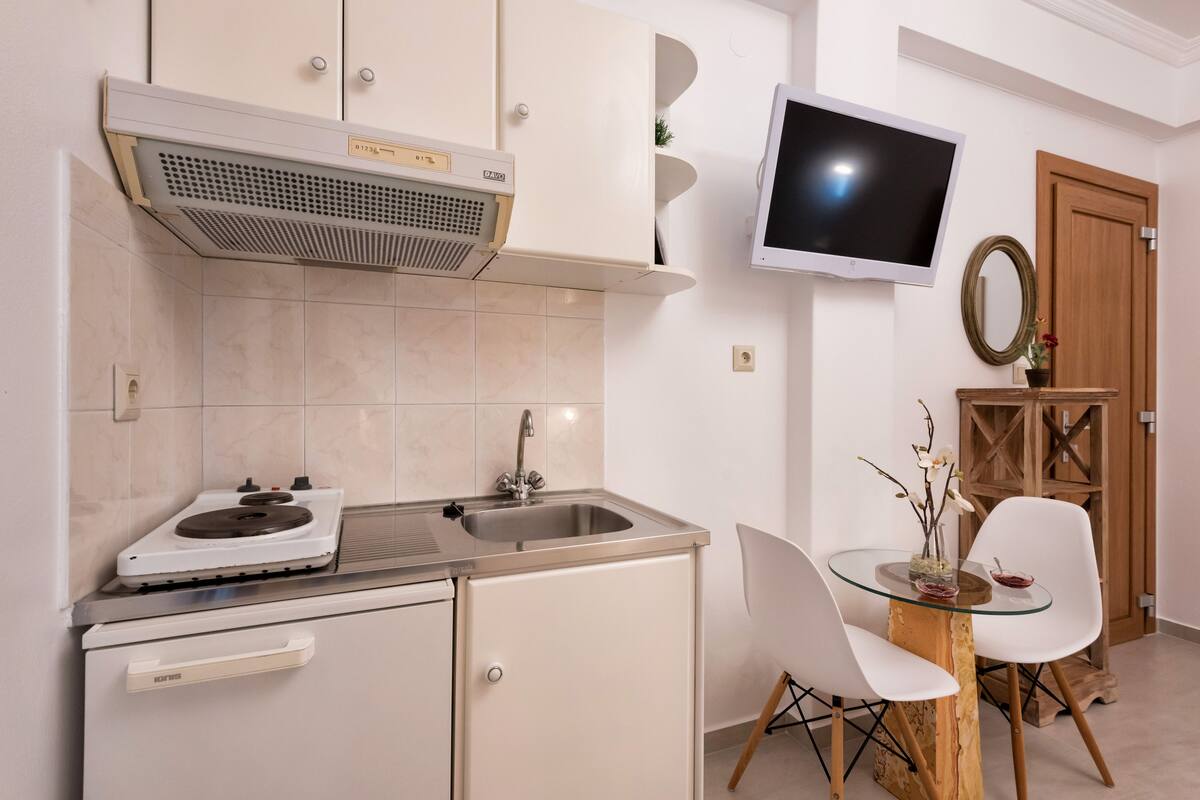 premium bedding, down duvets, memory-foam beds, in-room safe