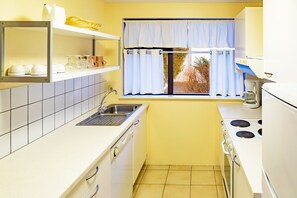 Apartamento, 2 habitaciones | Cocina privada | Nevera en la zona común