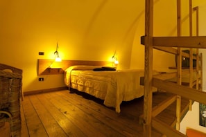 Minibar, in-room safe, blackout curtains, free WiFi