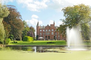 Fountain - Hotel Lodewijk Van Male (Bruges)