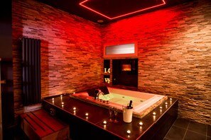 Indoor spa tub - Sweet Sleep (Naples)