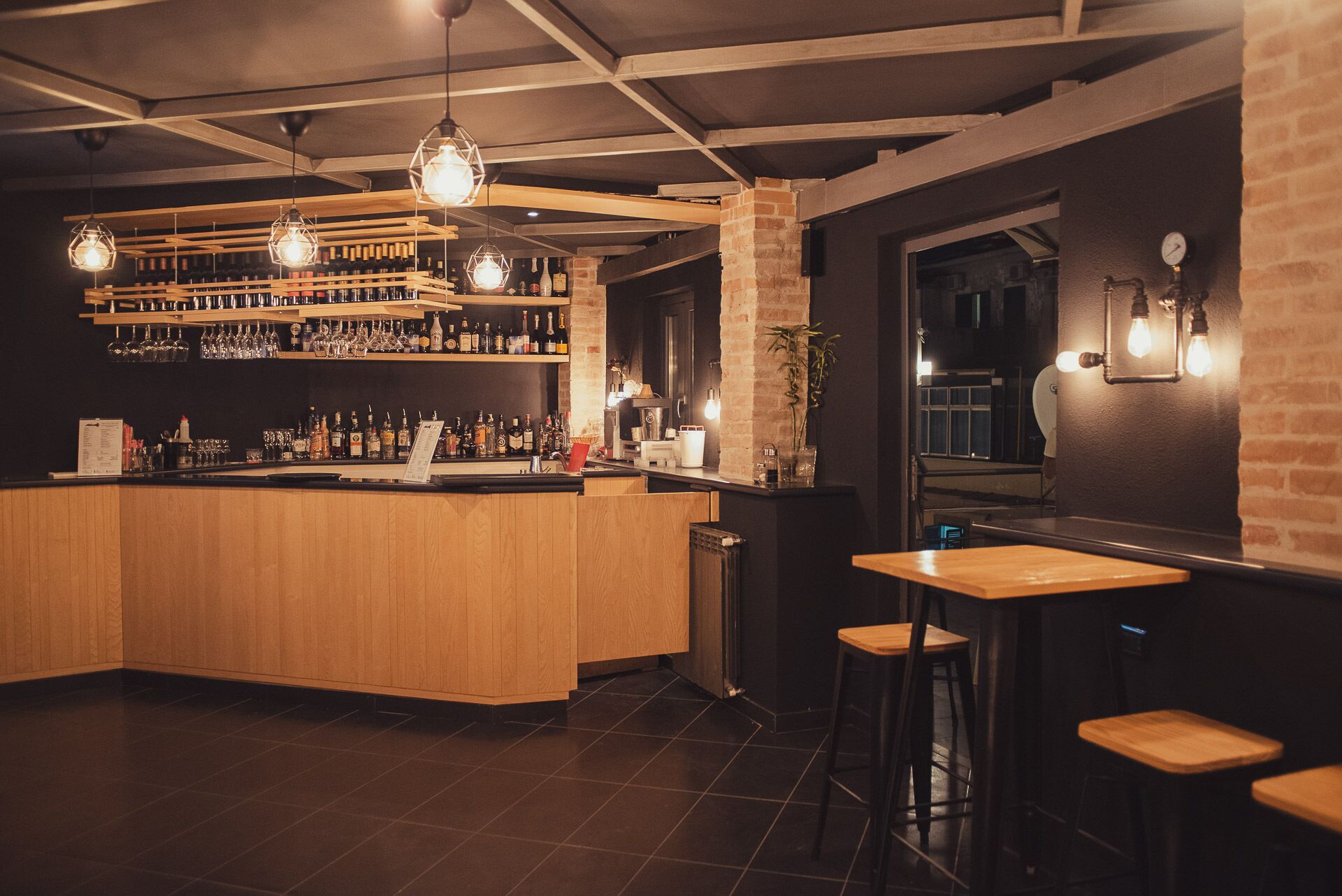 Bar (en la propiedad)