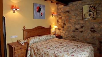 Caja de seguridad en la habitación, cunas, wifi gratis y ropa de cama