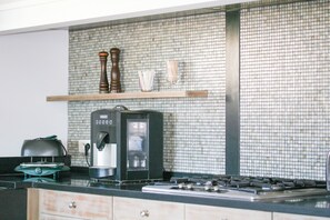 Private kitchen - Hôtel Villa Maya – Golfe de Saint-Tropez (Gassin)