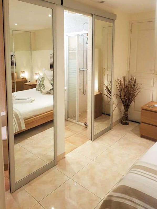 Superior Suite | Minibar, in-room safe, iron/ironing board, free WiFi - Hôtel Villa Maya – Golfe de Saint-Tropez (Gassin)