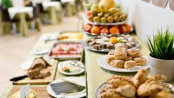 Daily buffet breakfast (EUR 7 per person)
