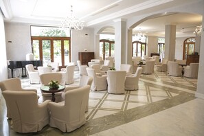 Lobby - Resort Sant'Angelo & Spa (Pimonte)