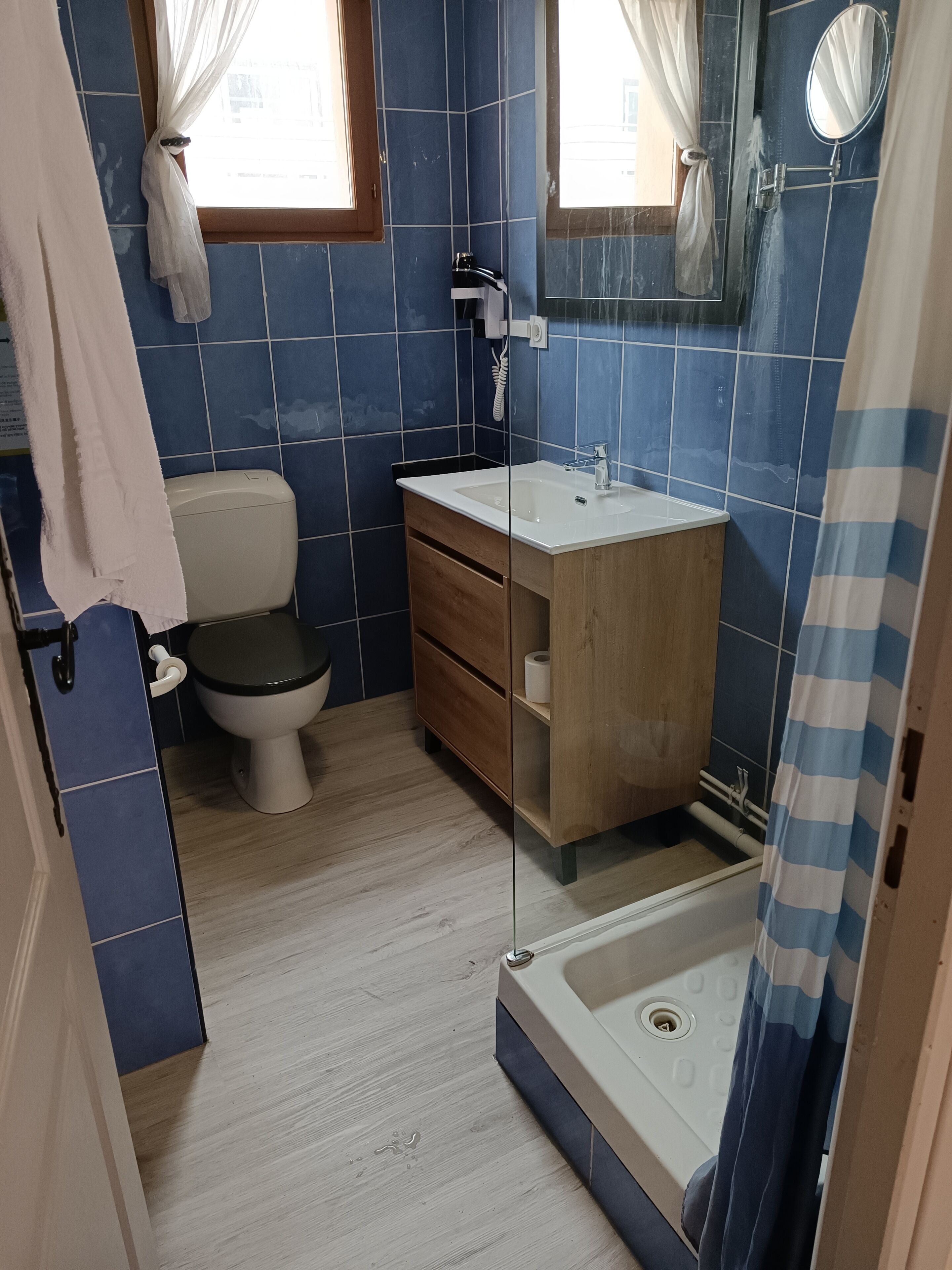 room | bathroom | shower, free toiletries, hair dryer, towels