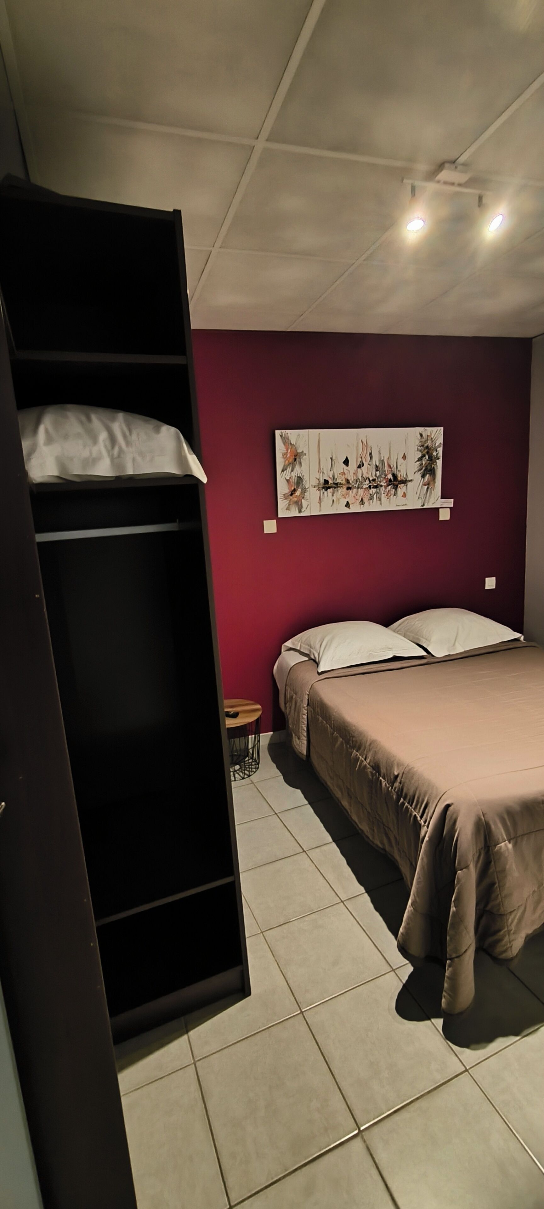 Comfort Apartment | Desk, blackout drapes, soundproofing, iron/ironing board