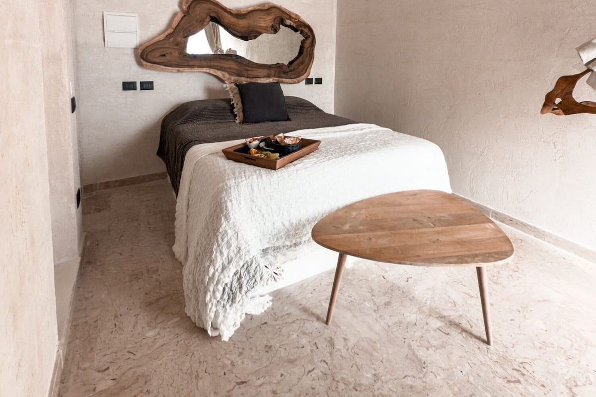 King-size sÀng Svit med balkong Sea View with Jacuzzi | SÀngtillbehör av högsta kvalitet, duntÀcken och memory foam-madrasser