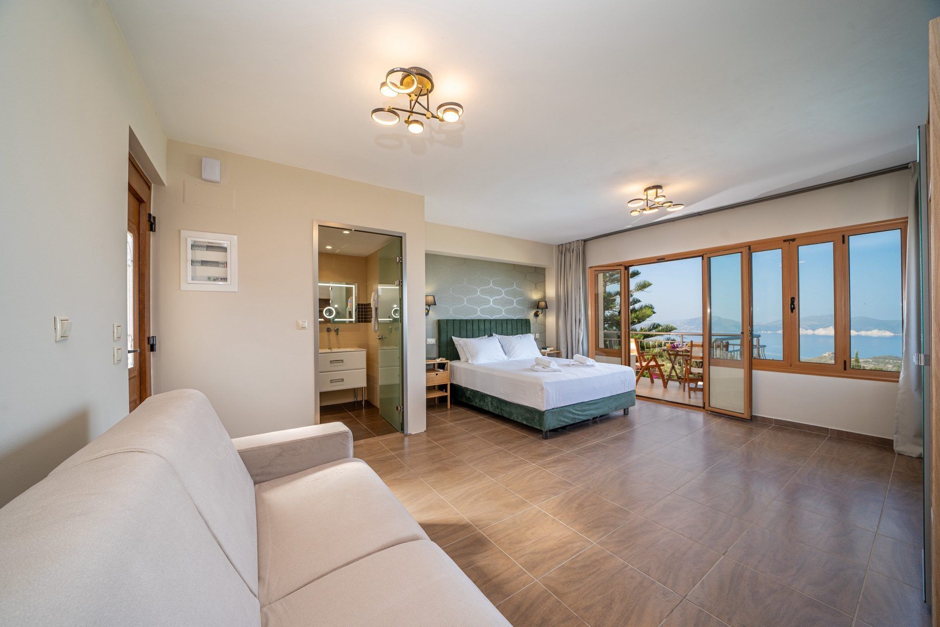 Suite Studio Panoramique | Couette en duvet d'oie, coffres-forts dans les chambres