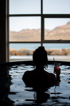 Bain à remous intérieur