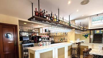 Bar (en la propiedad)