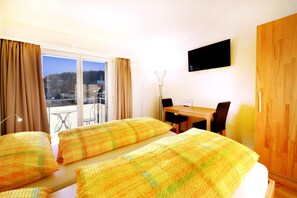 Bureau, chambres insonorisées, Wi-Fi gratuit, draps fournis