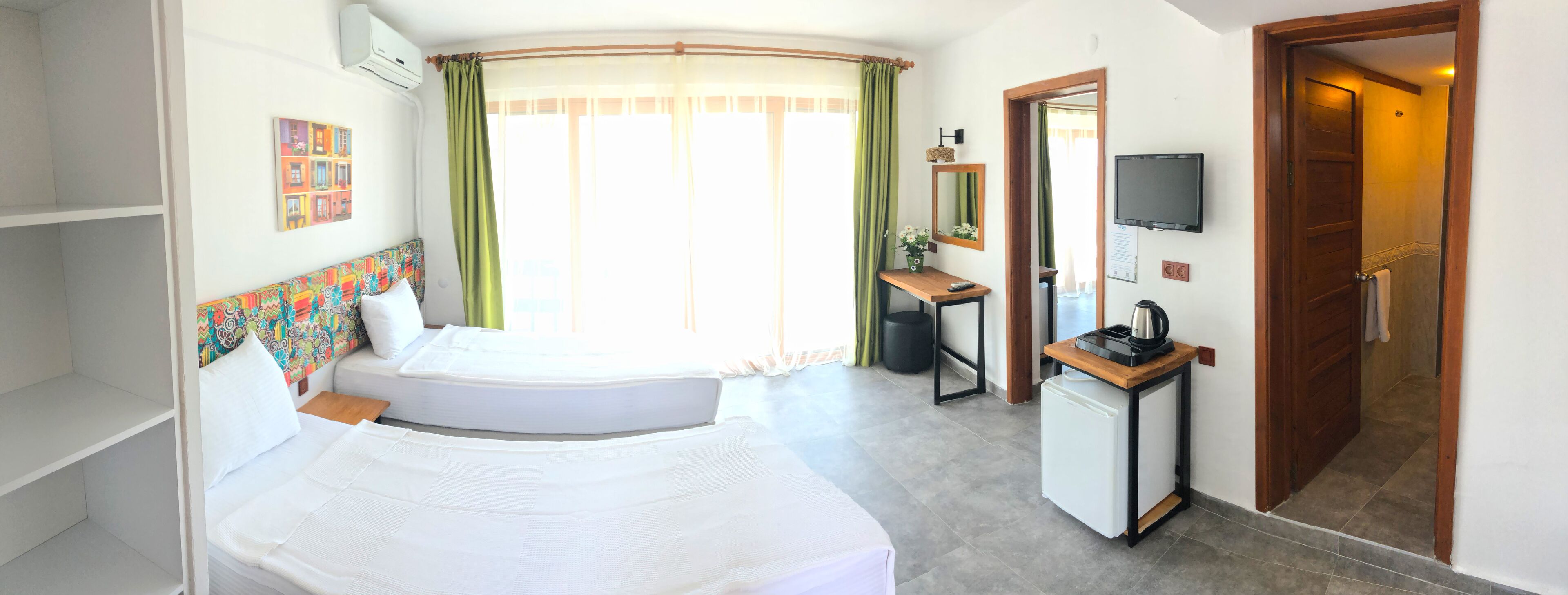 family suite | in-room safe, free wifi, bed sheets, wheelchair access