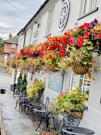 Exterior. The Star Inn 1744