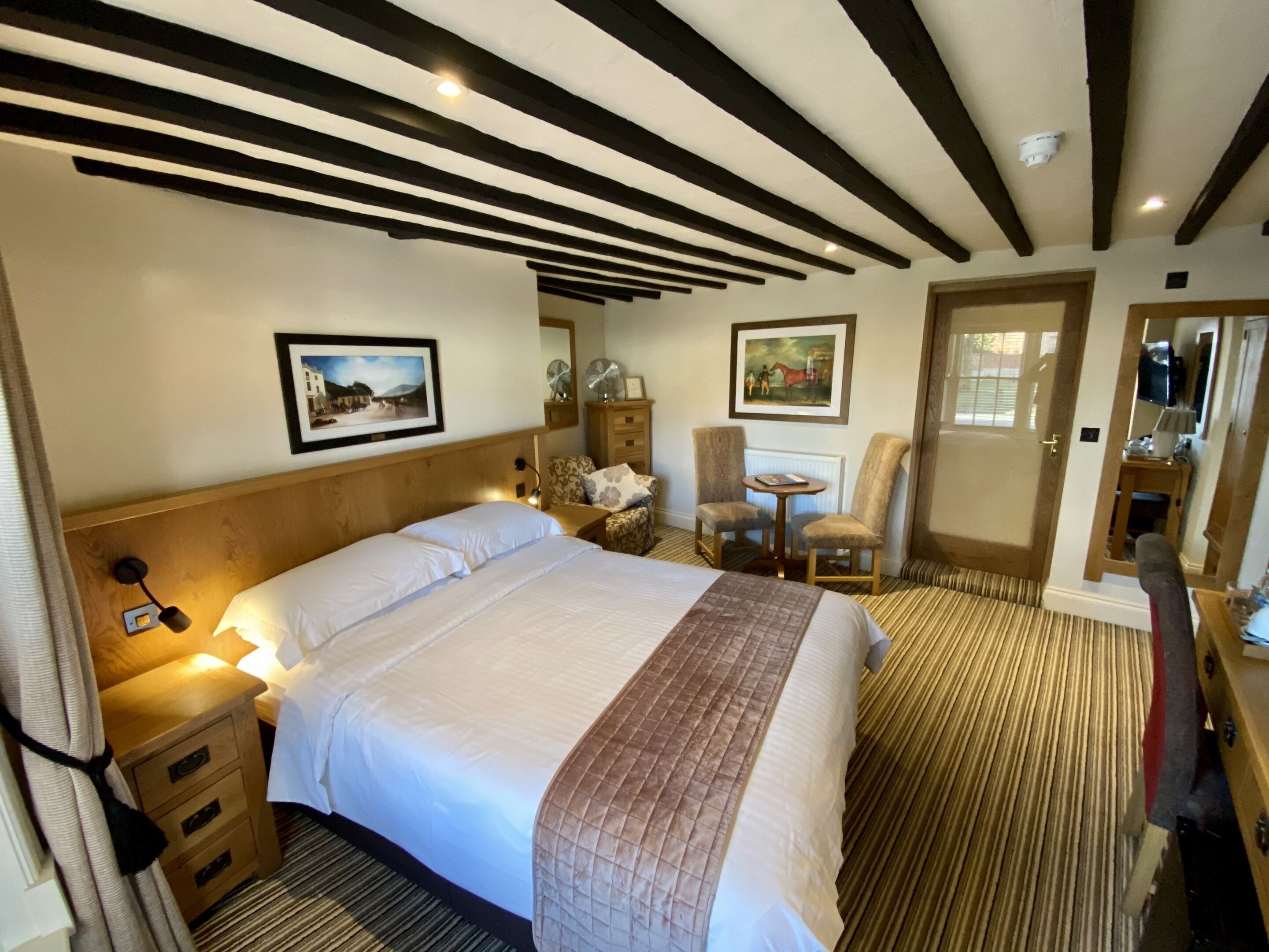 Traditional Double Room, Ensuite, Courtyard View | Desk, laptop workspace, blackout curtains, free WiFi