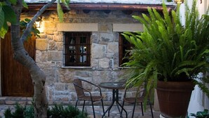 Unclassified image, 4 of 76, button - Villa Fortuna (Mostar)