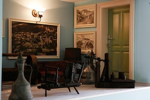Interior detail - Villa Fortuna (Mostar)